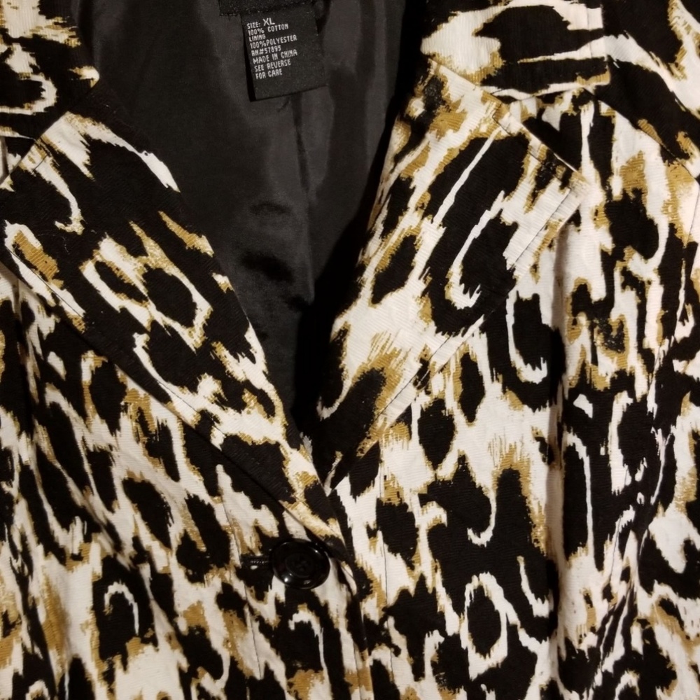 WOMEN'S blazer